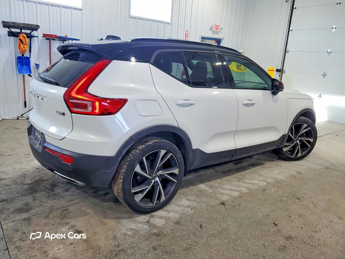Volvo XC40 2019