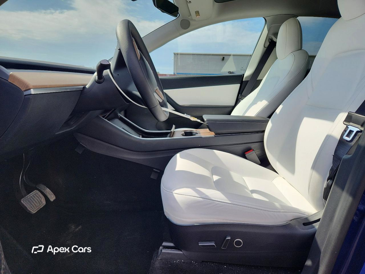 Tesla Model Y 2020