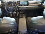 Lexus ES 2019