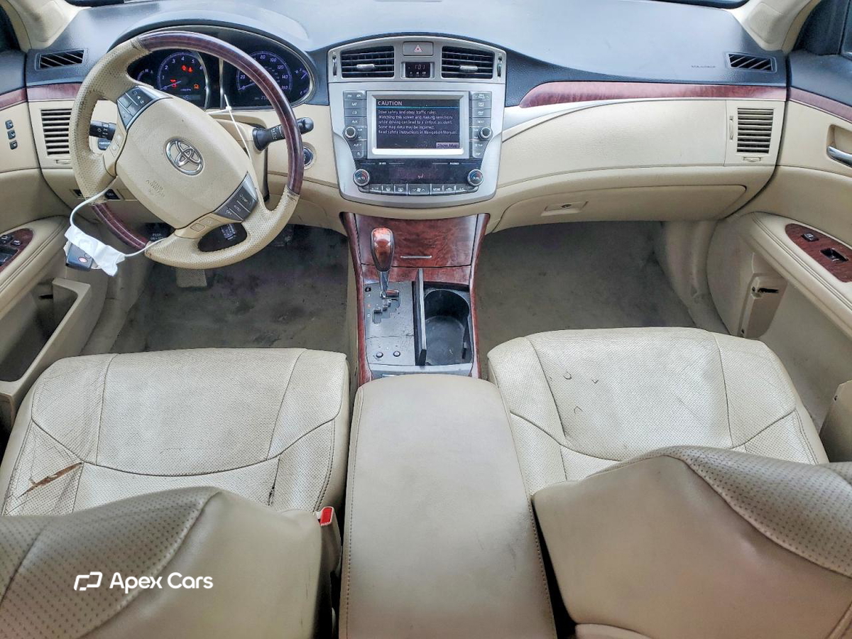 Toyota Avalon 2012