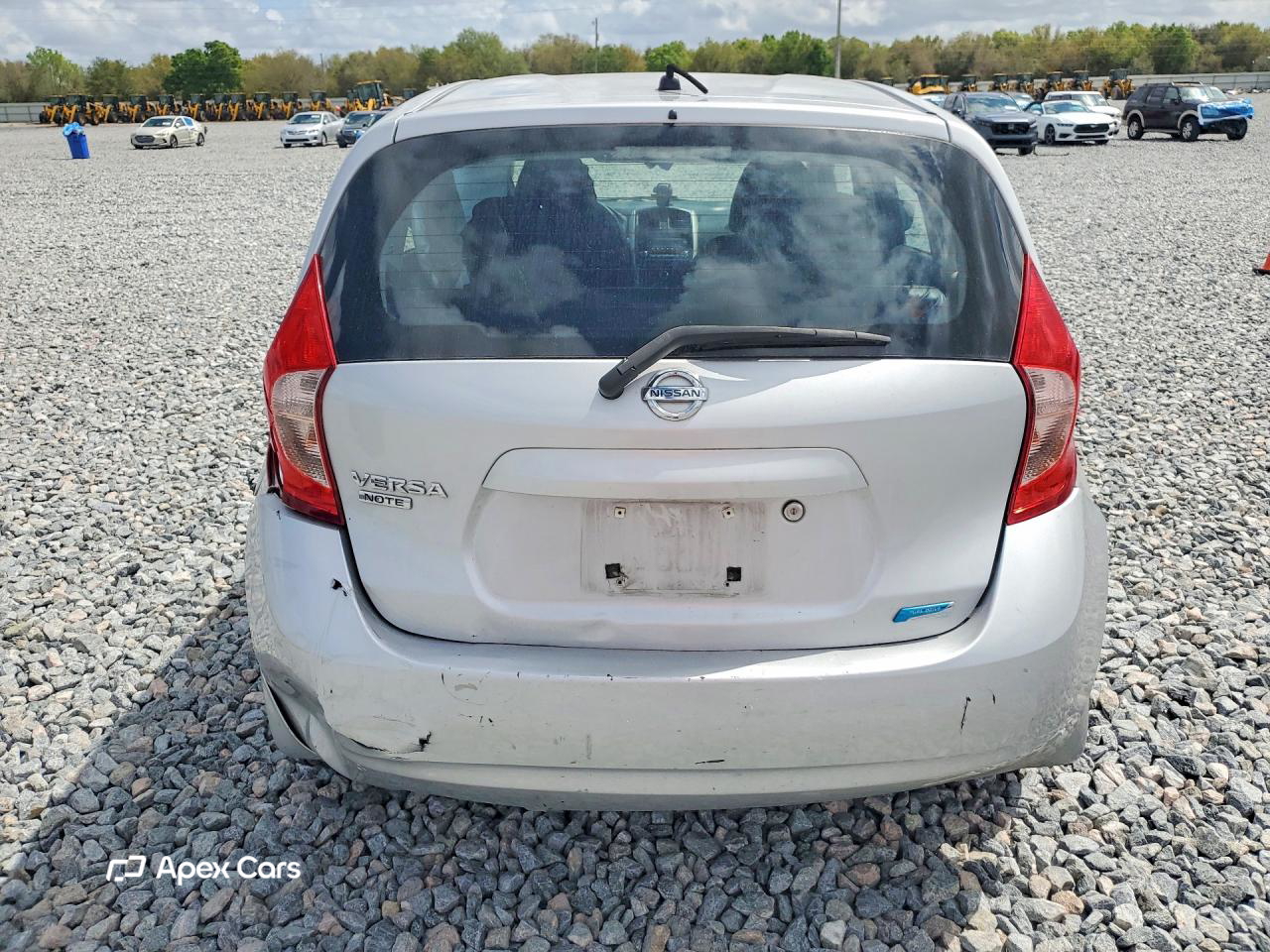 Nissan Versa 2016