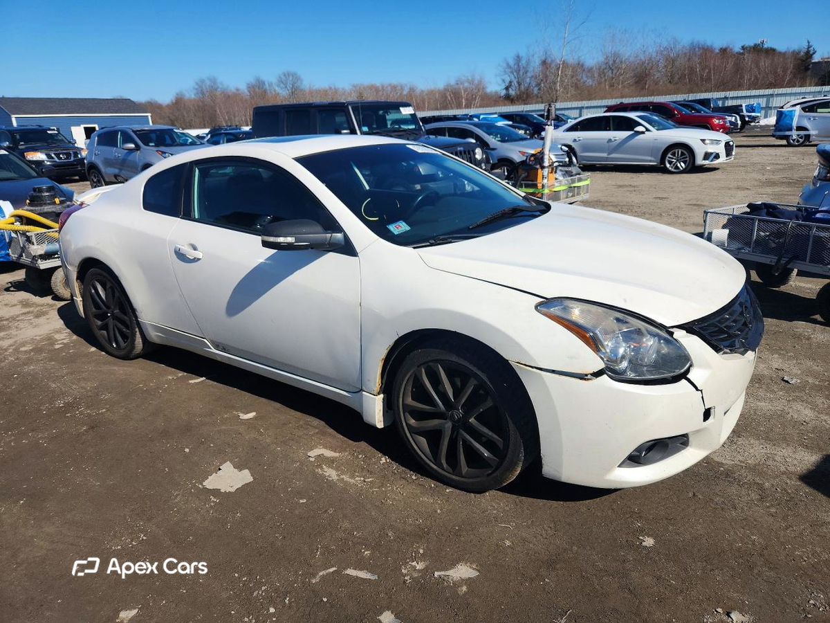 Nissan Altima 2012
