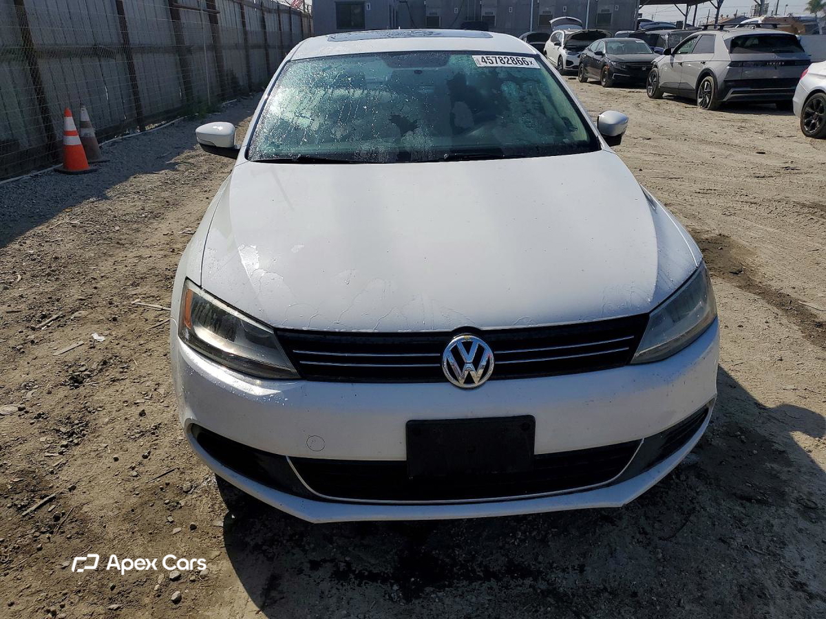 Volkswagen Jetta 2014