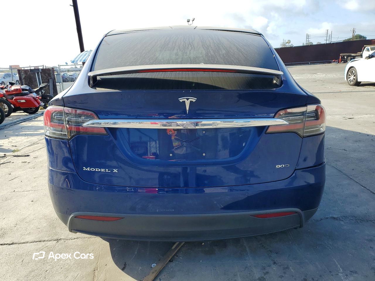 Tesla Model X 2016