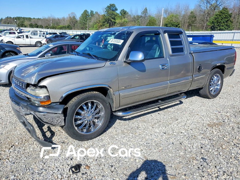 Chevrolet Silverado 2002 - Image 1 of 12