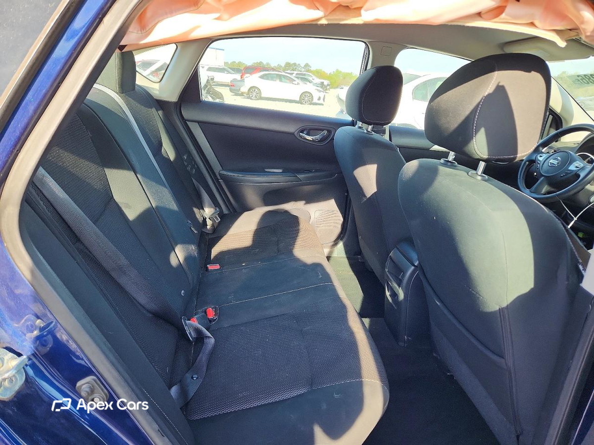 Nissan Sentra 2019