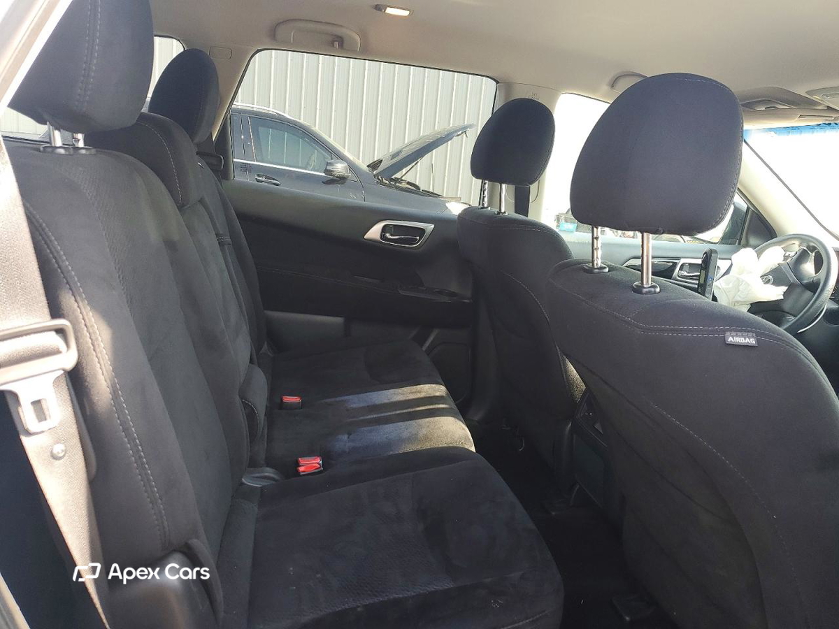 Nissan Pathfinder 2016