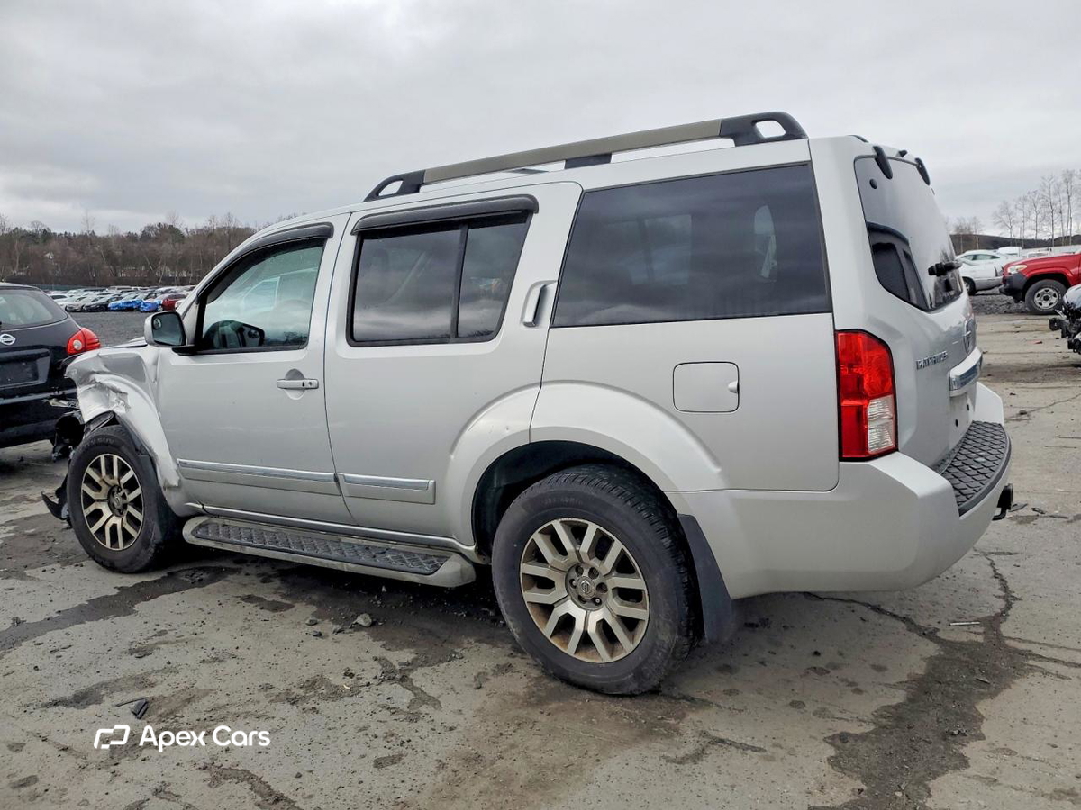 Nissan Pathfinder 2011