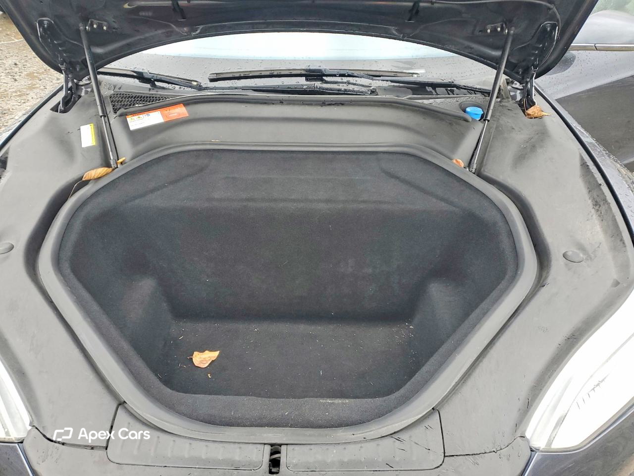 Tesla Model S 2015