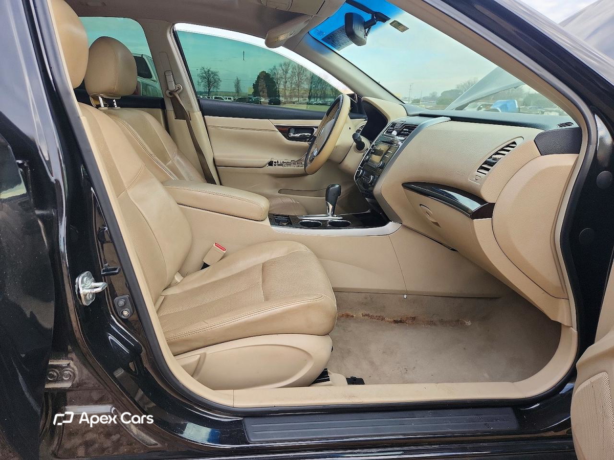 Nissan Altima 2013