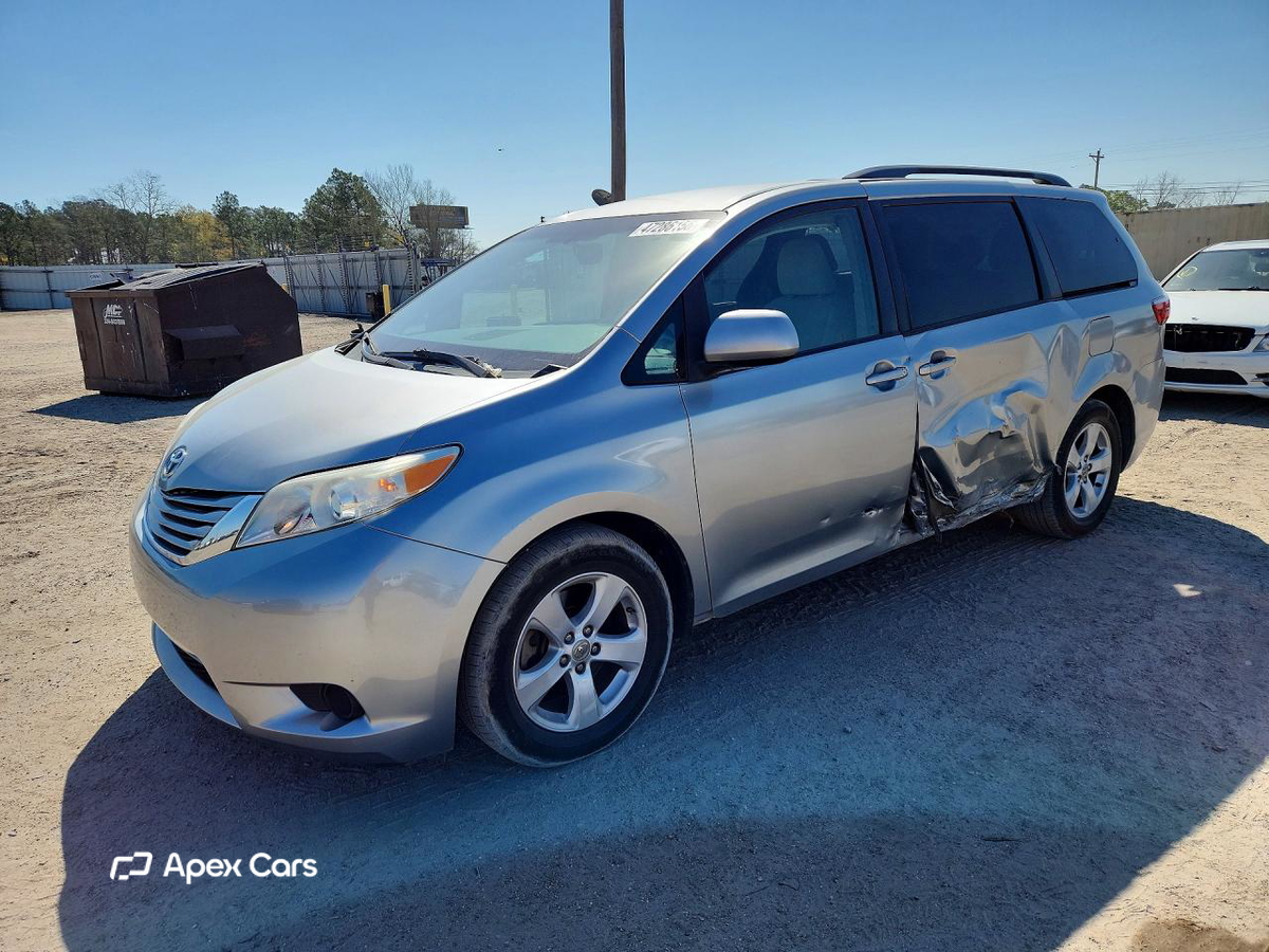 Toyota Sienna 2015
