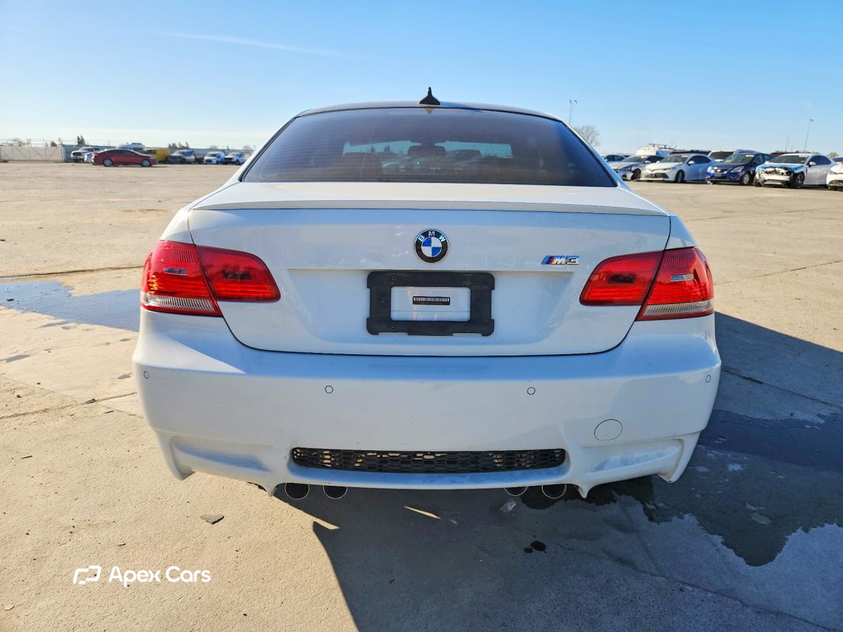 BMW M3 2010