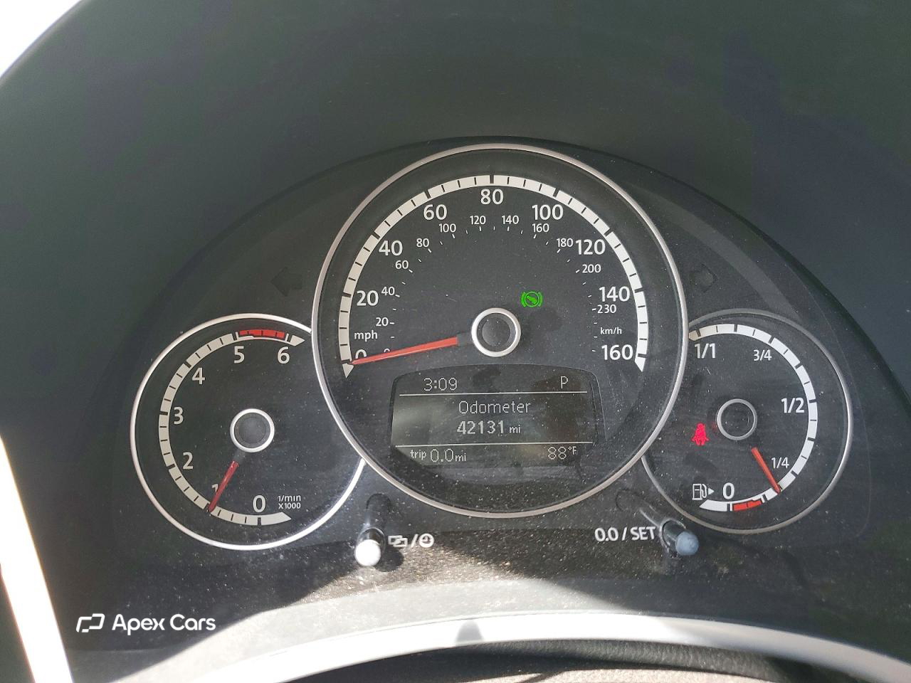 Volkswagen Beetle 2013