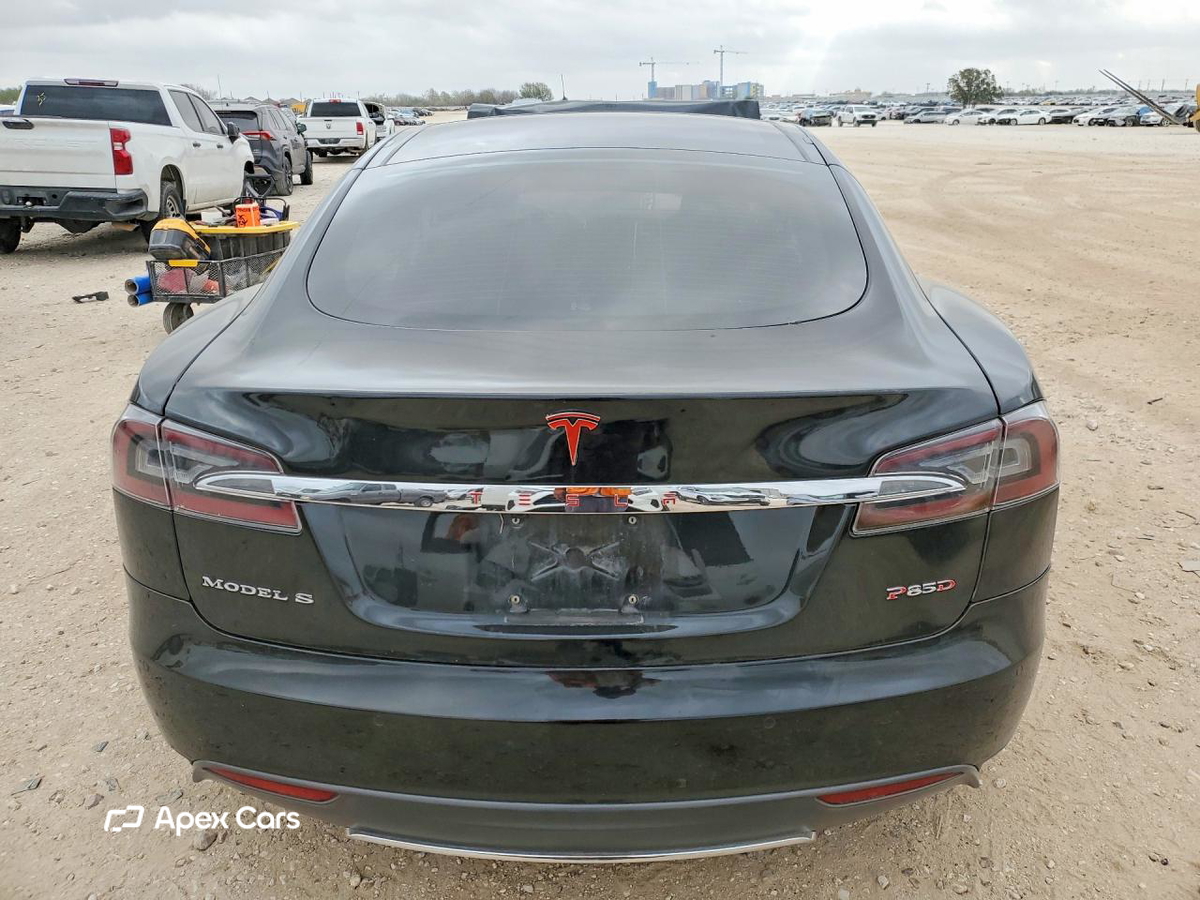 Tesla Model S 2014