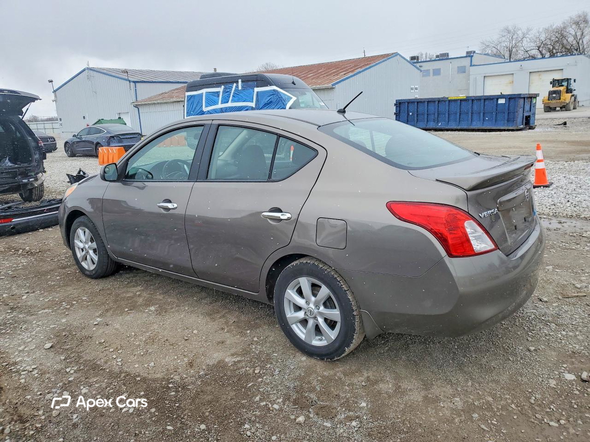 Nissan Versa 2014
