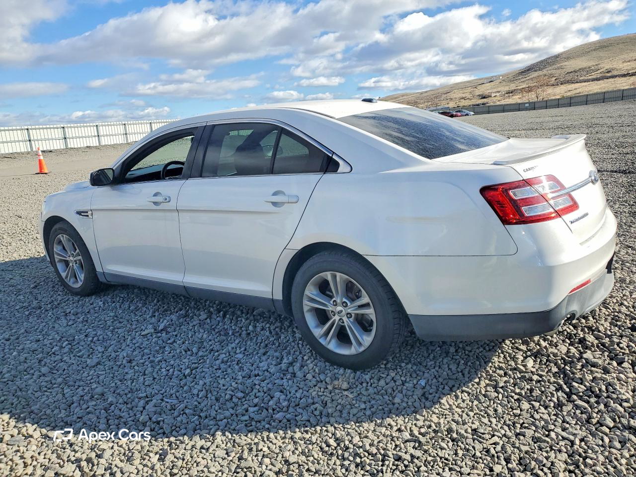 Ford Taurus 2014