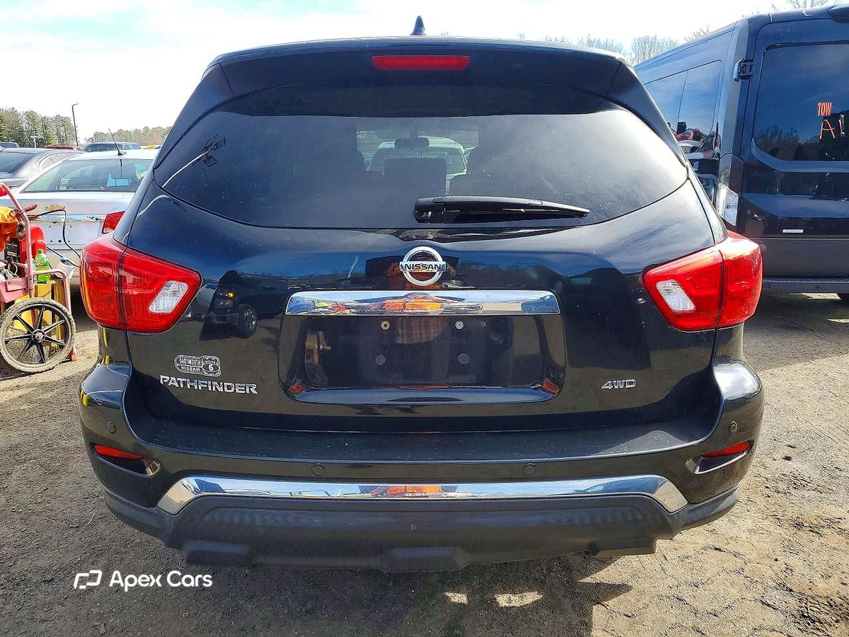 Nissan Pathfinder 2020