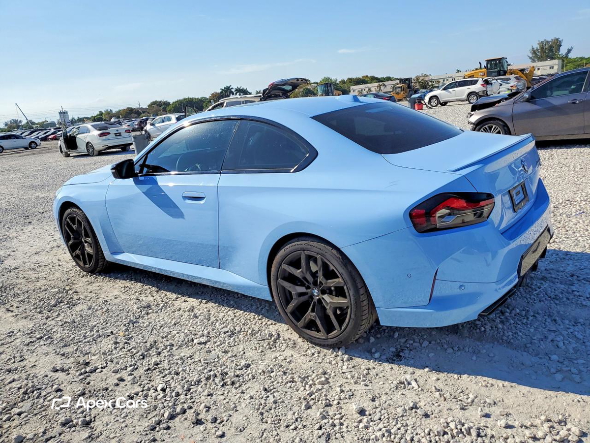 BMW M2 2025