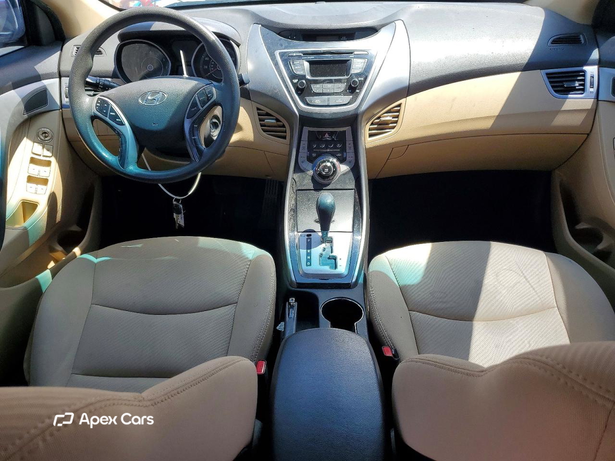 Hyundai Elantra 2013
