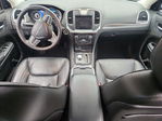 Chrysler 300 2022