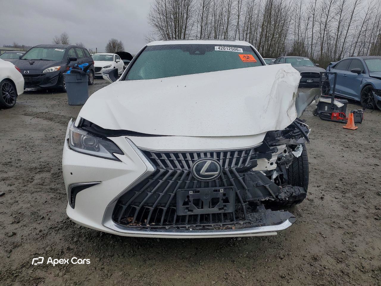 Lexus ES 2023