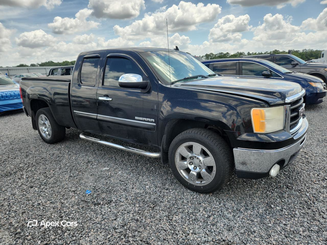 GMC Sierra 2011