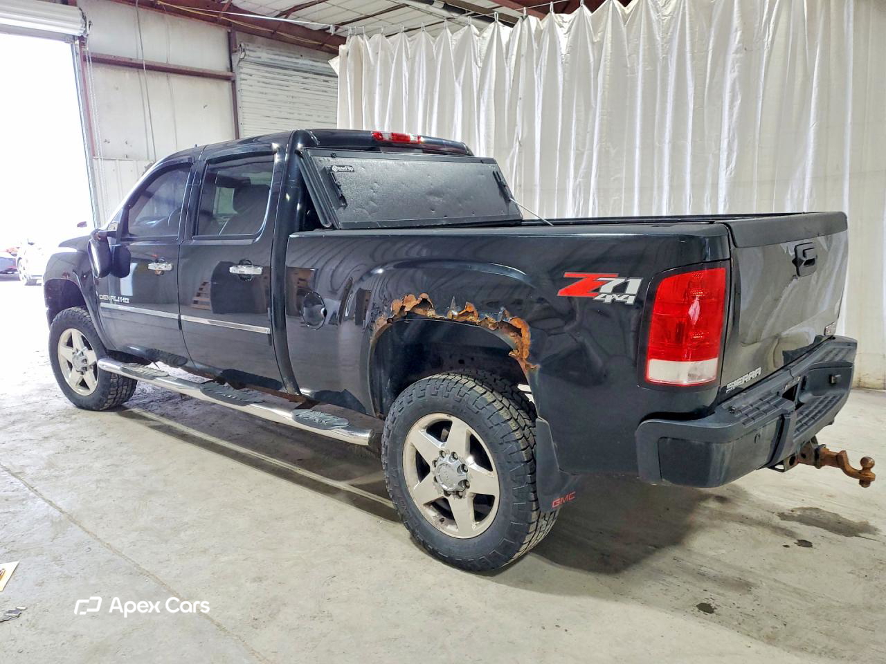 GMC Sierra 2011