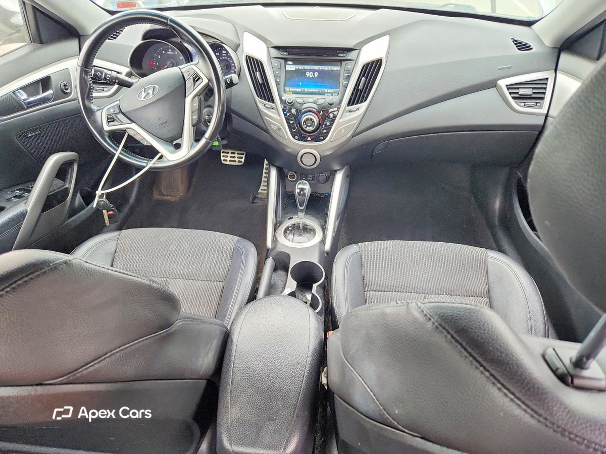 Hyundai Veloster 2015