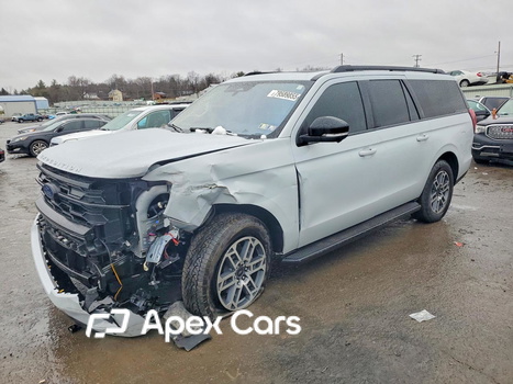 Ford Expedition 2025 - Image 1 of 14