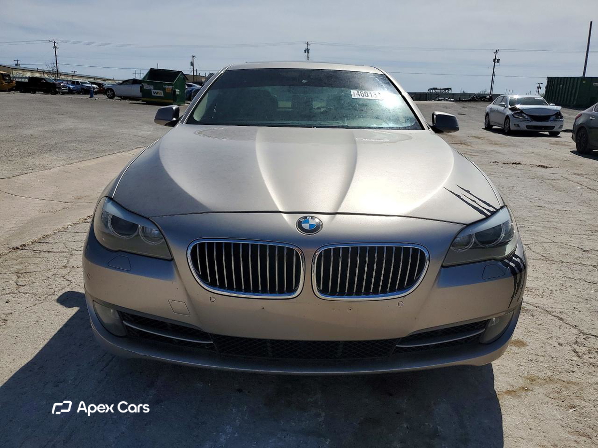 BMW Series 5 2012