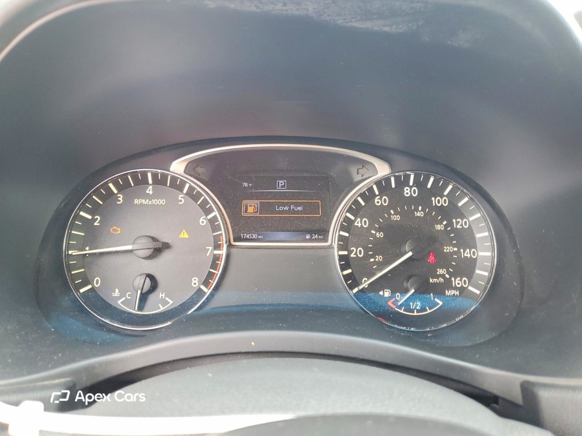 Nissan Pathfinder 2016