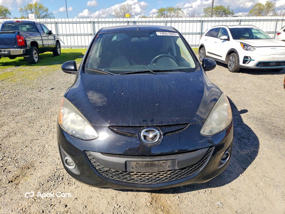 Mazda 2 2011