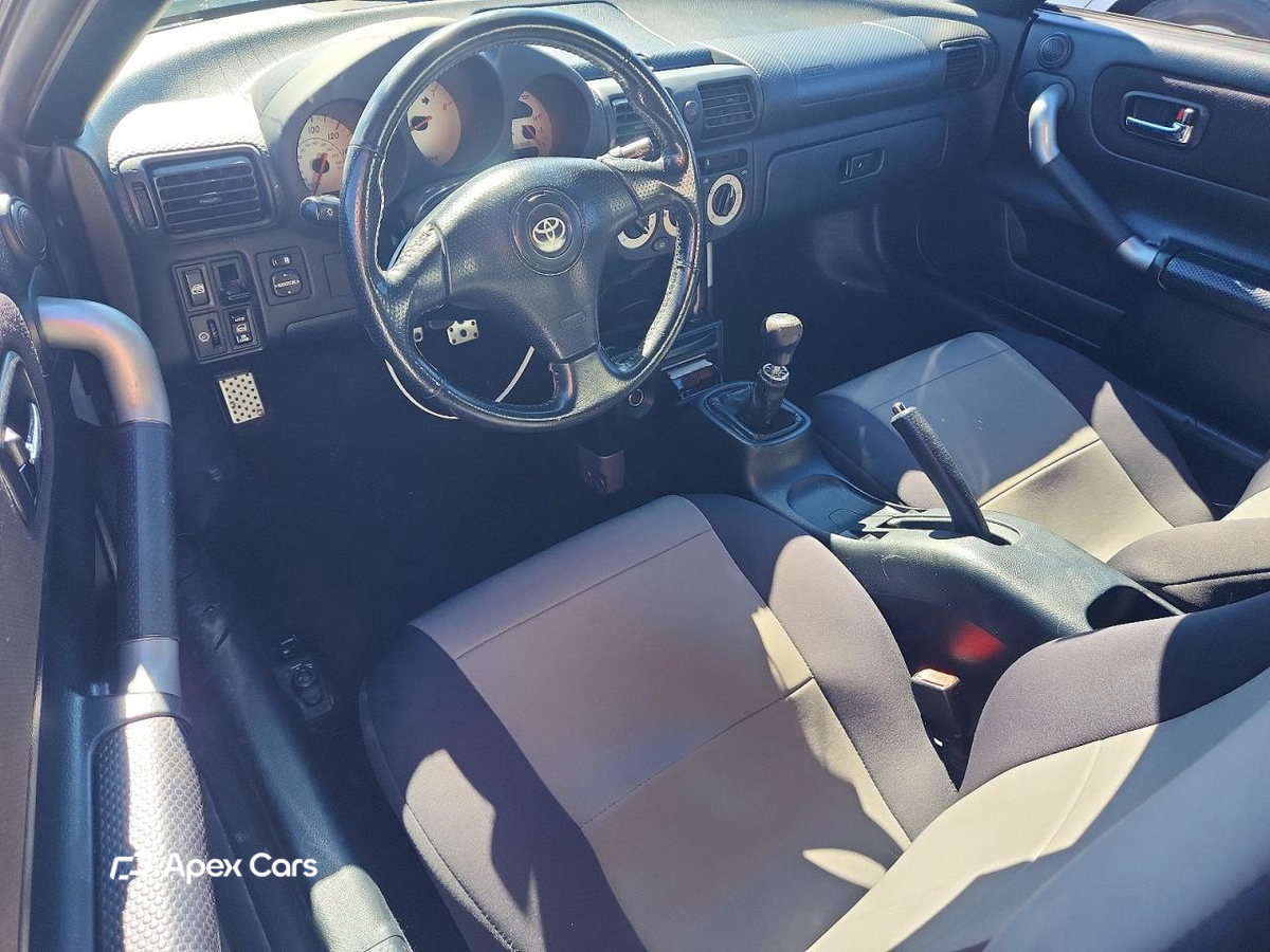 Toyota MR2 2000