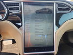 Tesla Model S 2015