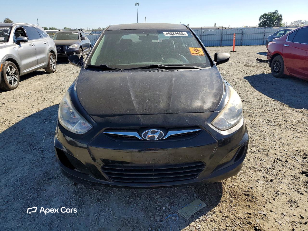 Hyundai Accent 2012