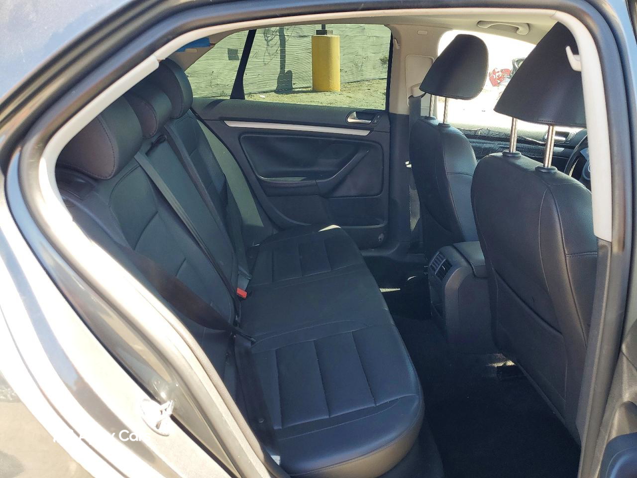 Volkswagen Jetta 2010