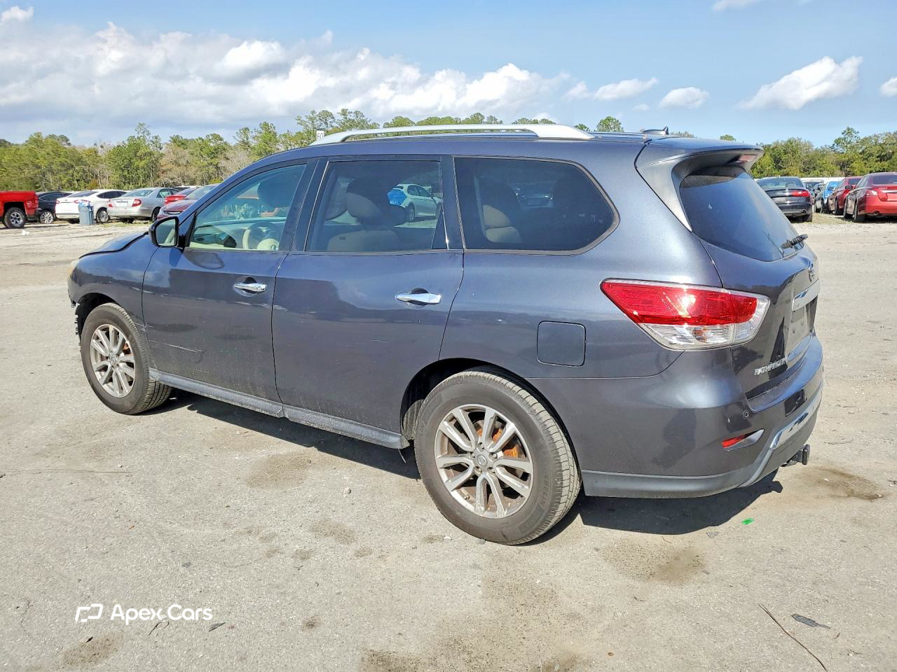 Nissan Pathfinder 2014
