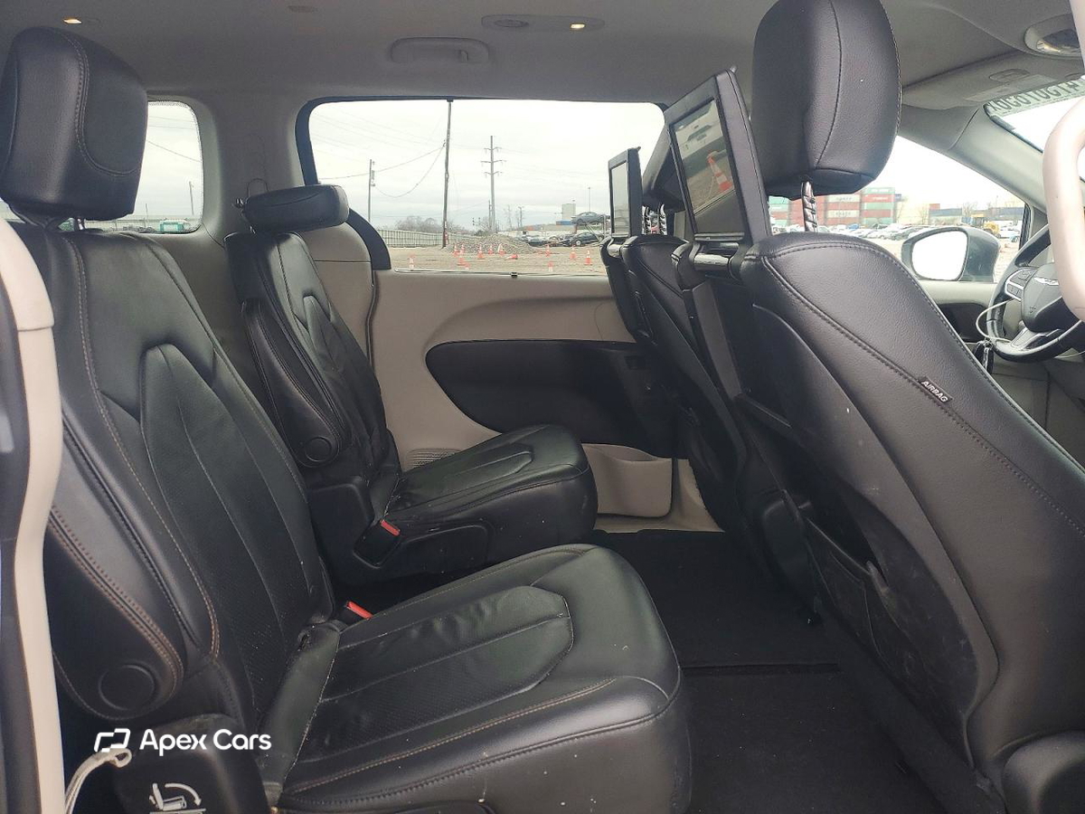Chrysler Pacifica 2017