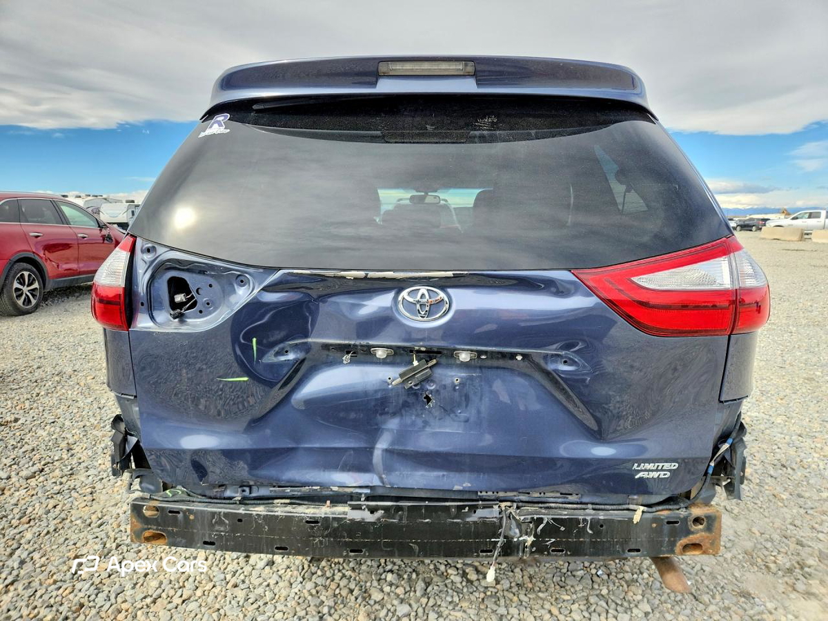 Toyota Sienna 2015