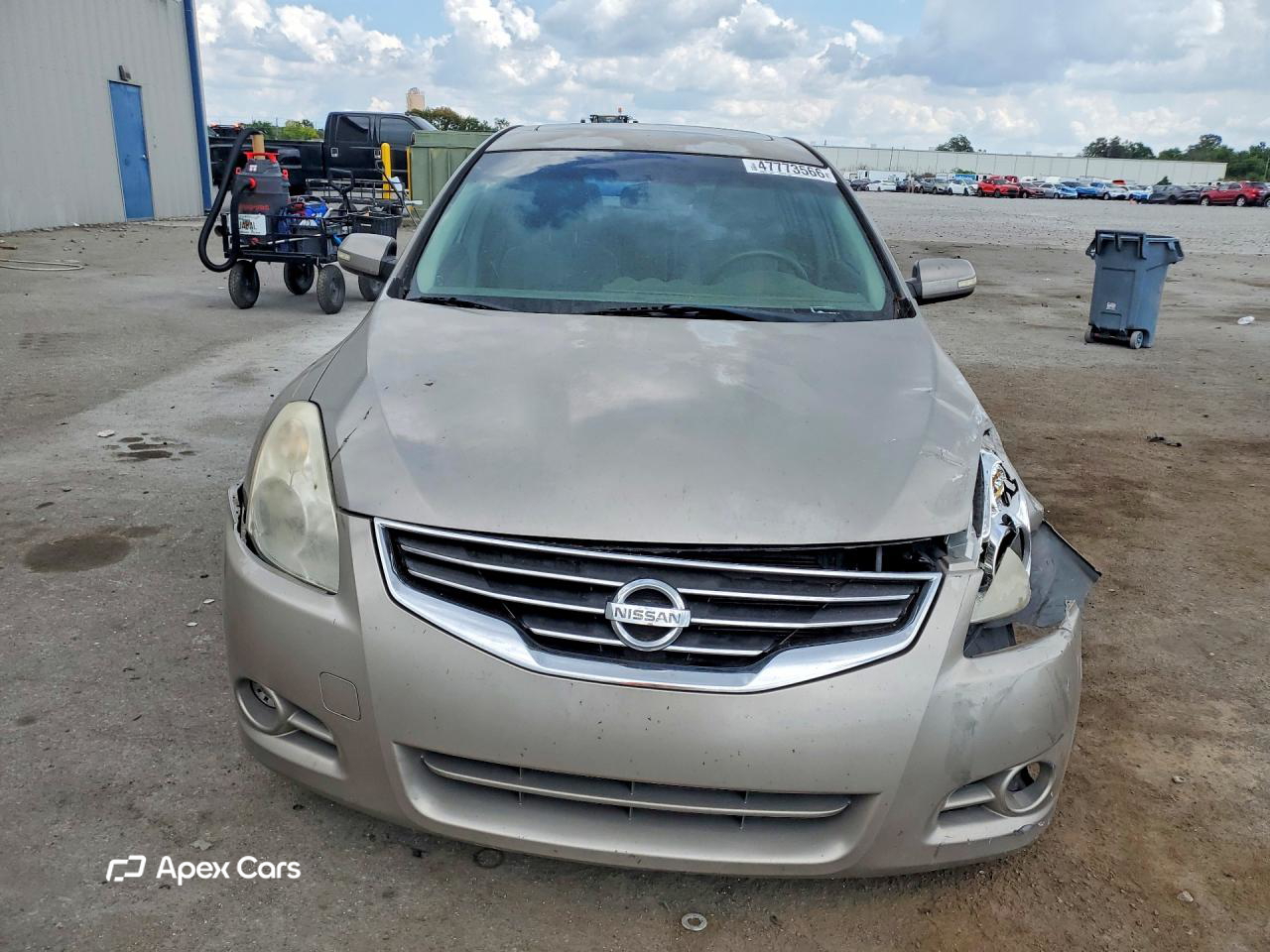 Nissan Altima 2011