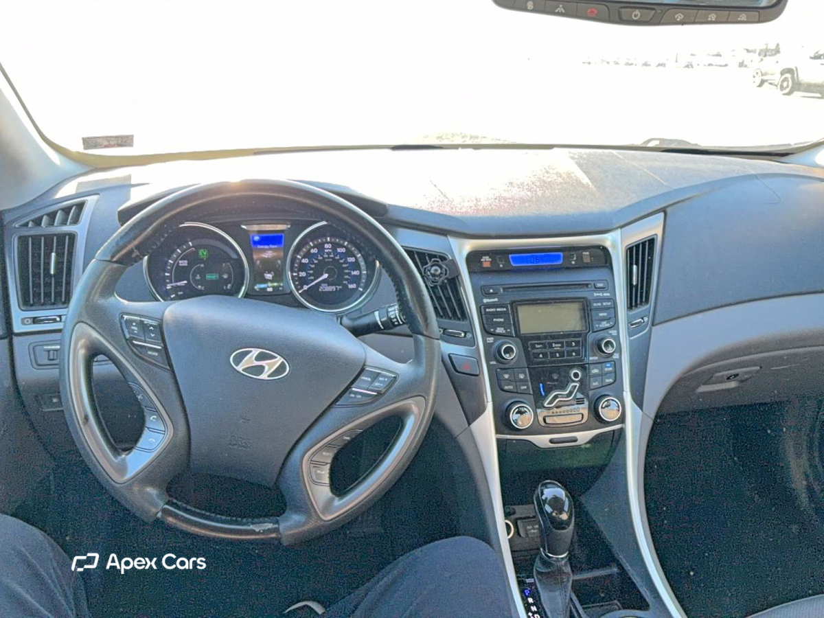 Hyundai Sonata 2012