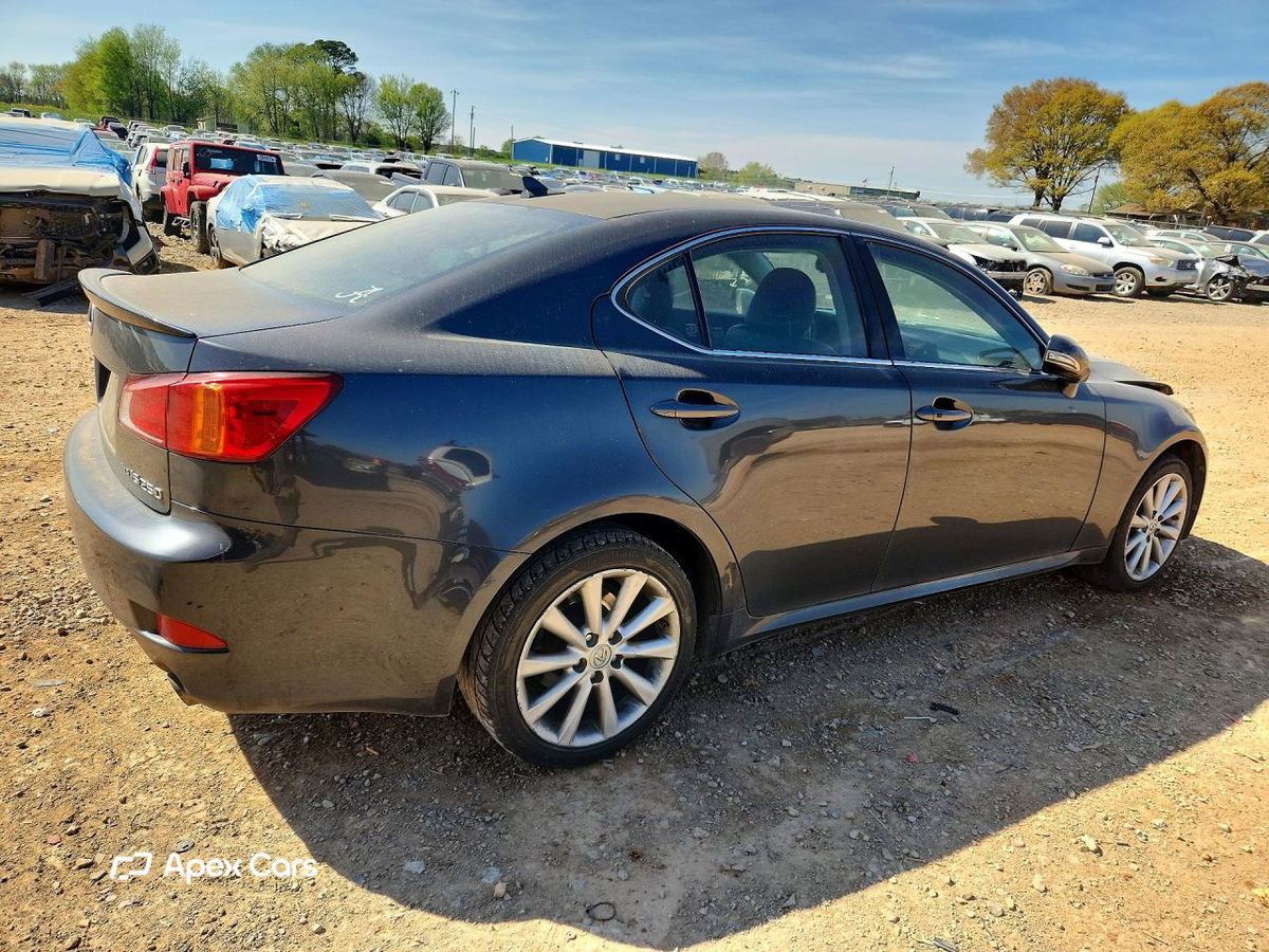 Lexus IS 2010