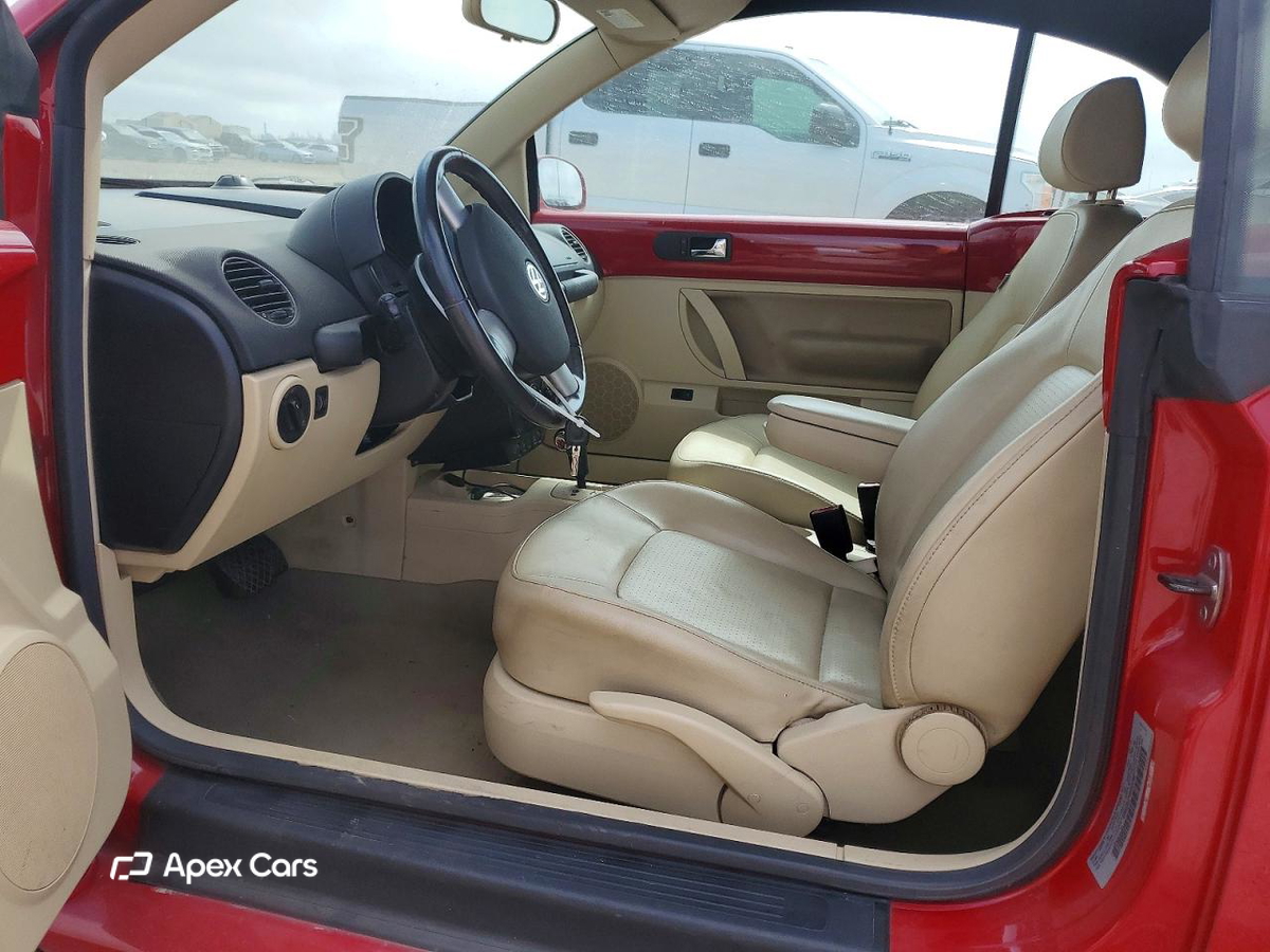 Volkswagen Beetle 2010