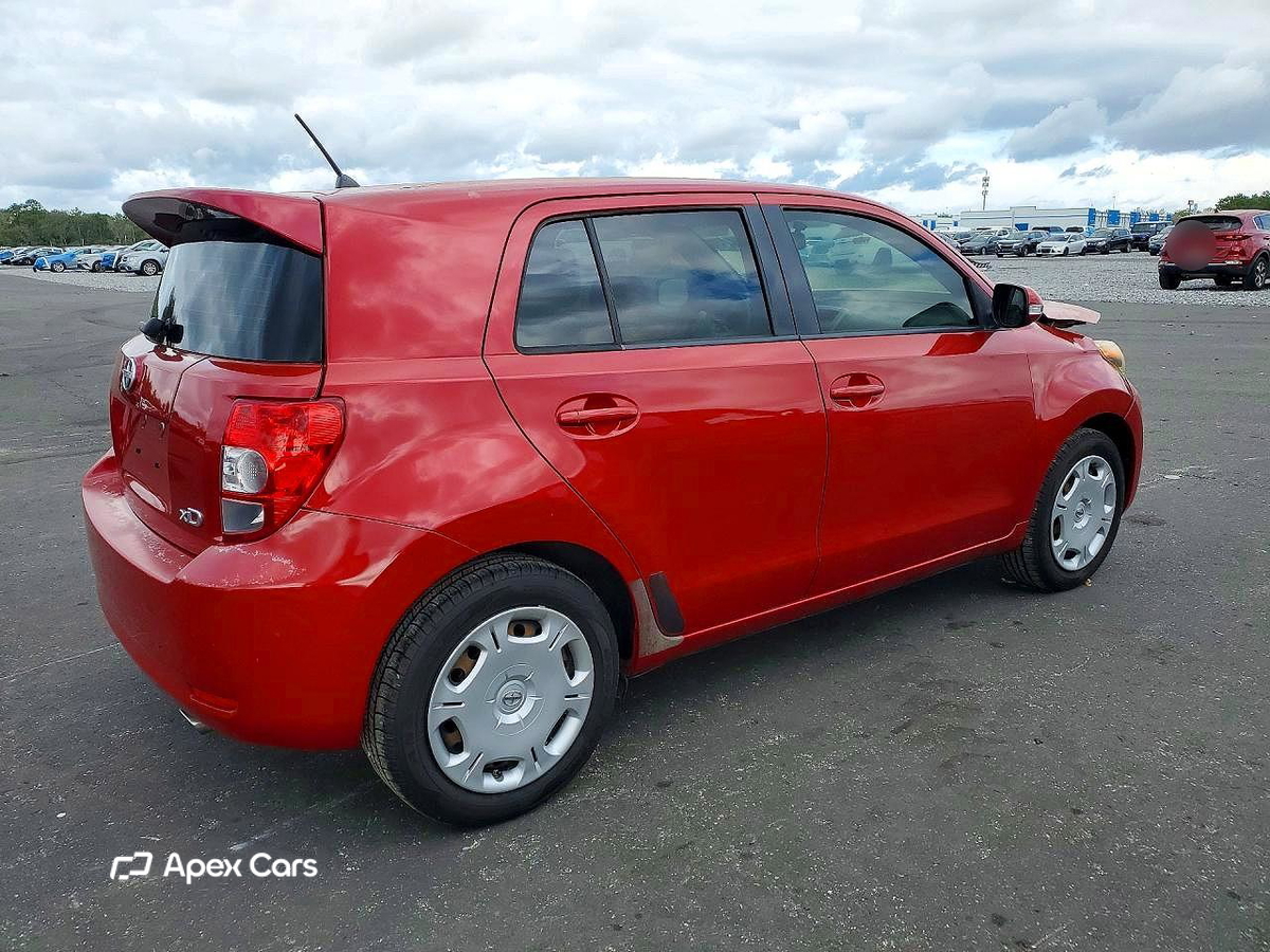 Scion xD 2013