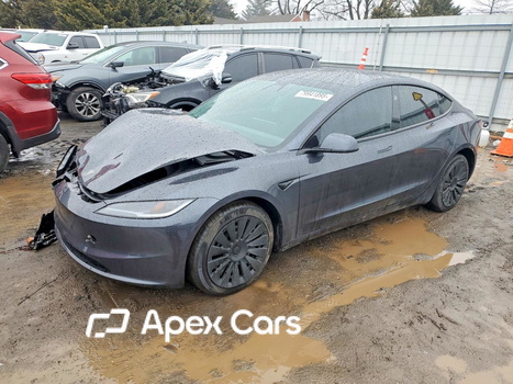 Tesla Model 3 2025 - Image 1 of 13