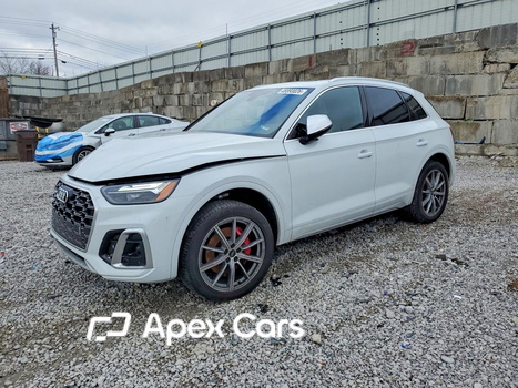 Audi SQ5 2025 - Image 1 of 13