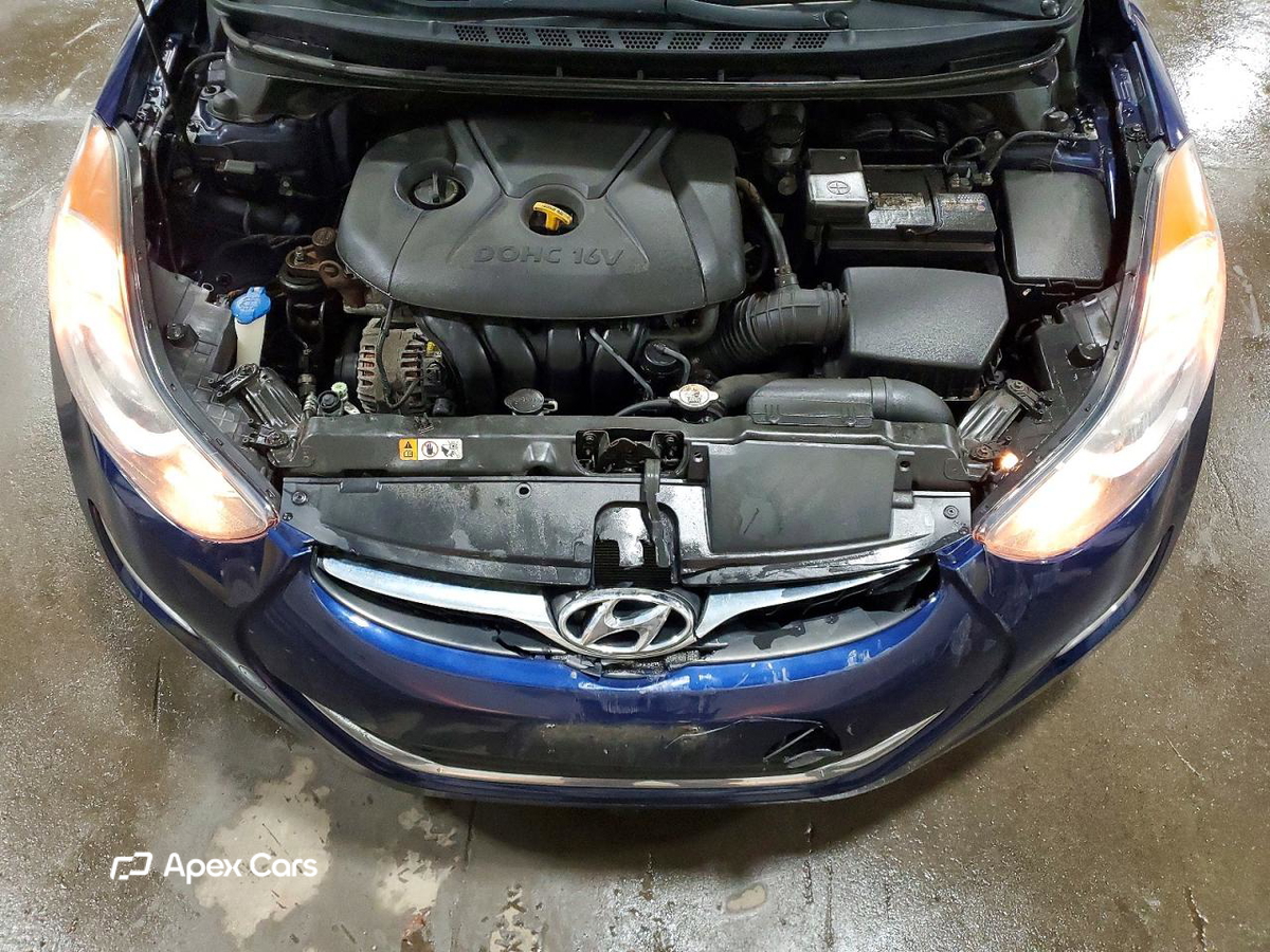 Hyundai Elantra 2013
