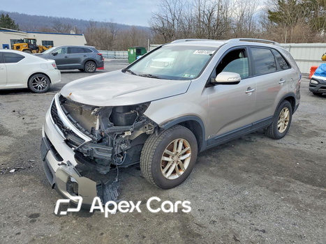 Kia Sorento 2015 - Image 1 of 13