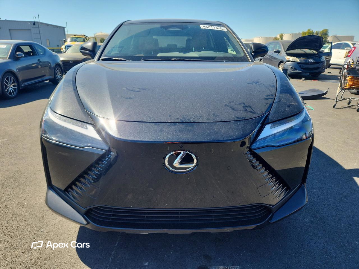 Lexus RZ 2025