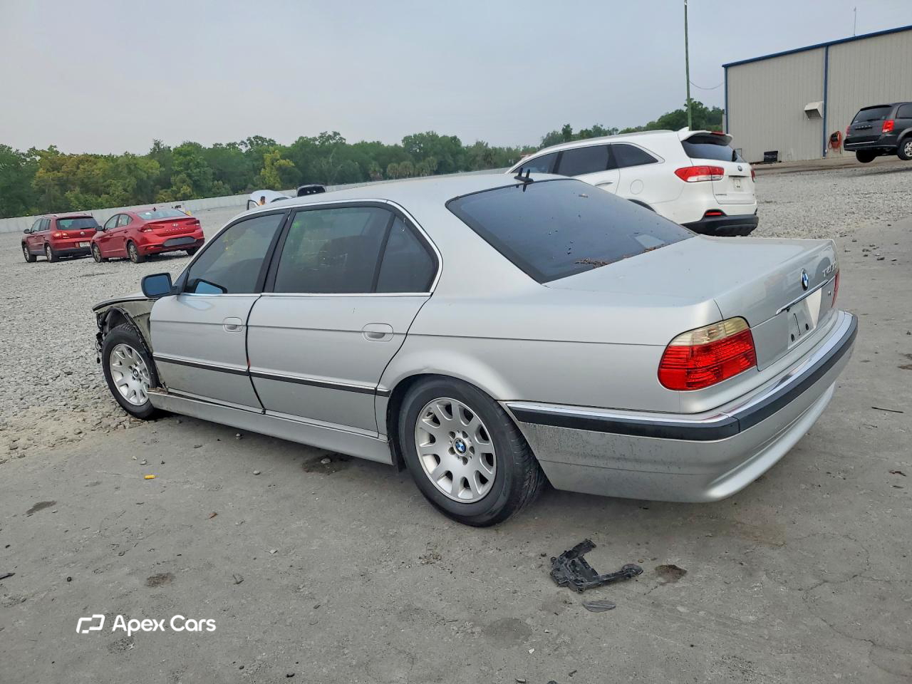 BMW Series 7 2001